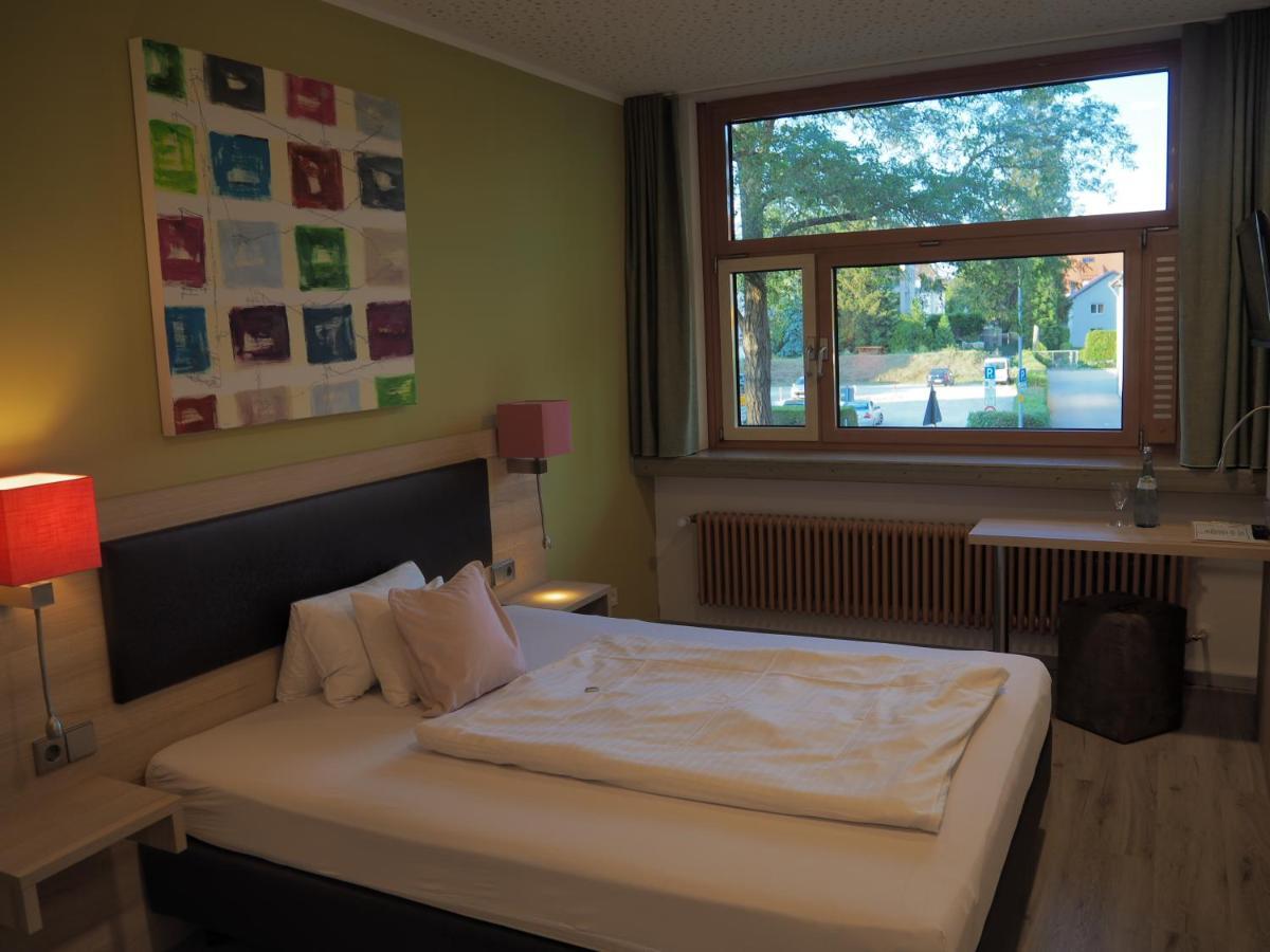 Hotel „Zur Linde“ 埃英根 外观 照片